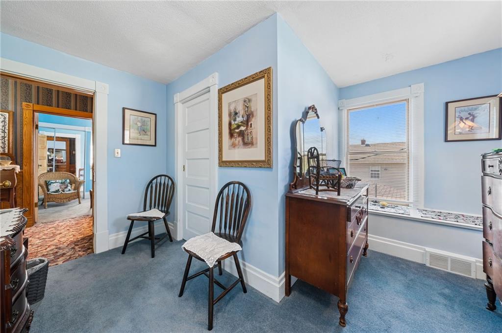 320 Walnut Street Zelienople, PA 16063 - Photo 25 of 37