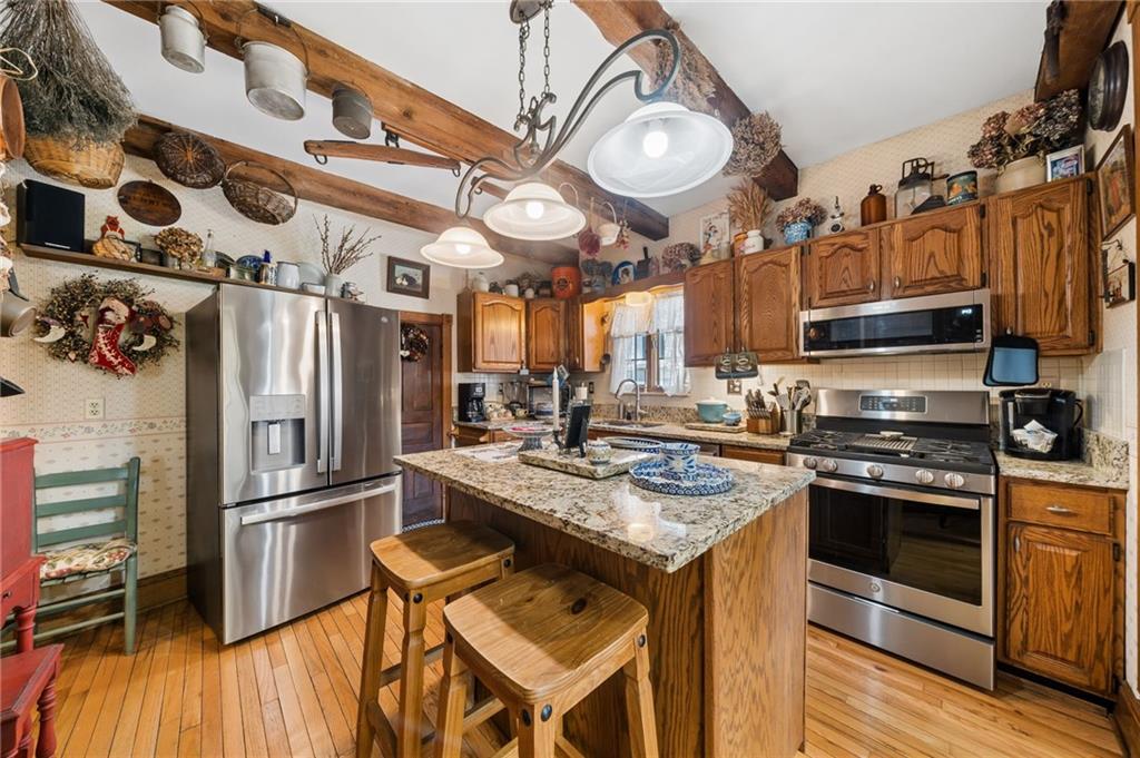 320 Walnut Street Zelienople, PA 16063 - Photo 9 of 37