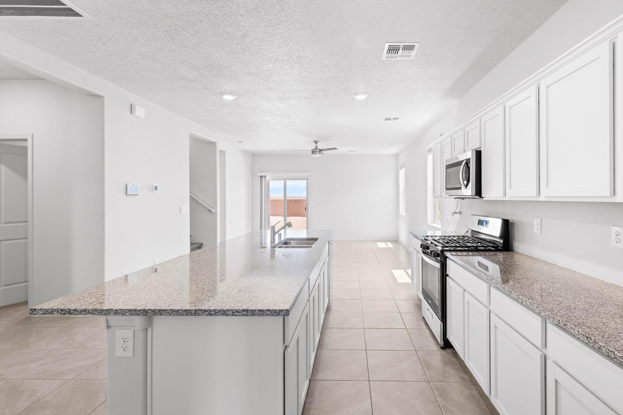 1549 Estrella Noche Loop Rio Rancho, NM 87144 - Photo 10 of 50 Gallery Image 10
