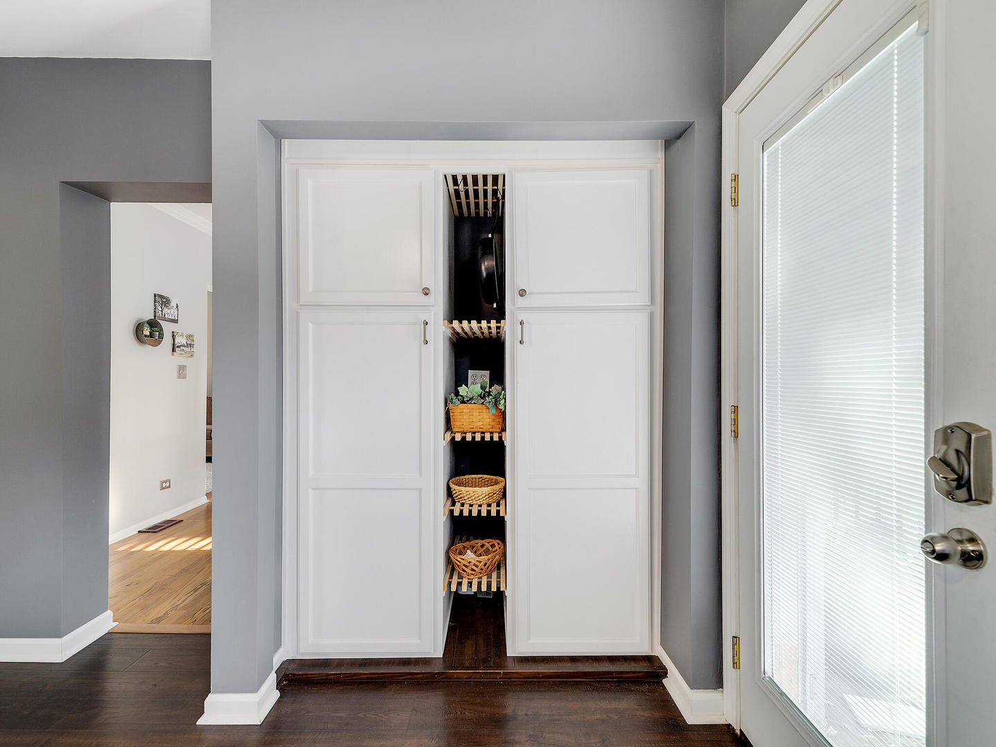 408 Crescent Street Wheaton, IL 60187 - Photo 13 of 36 a view of an entryway with wooden floor