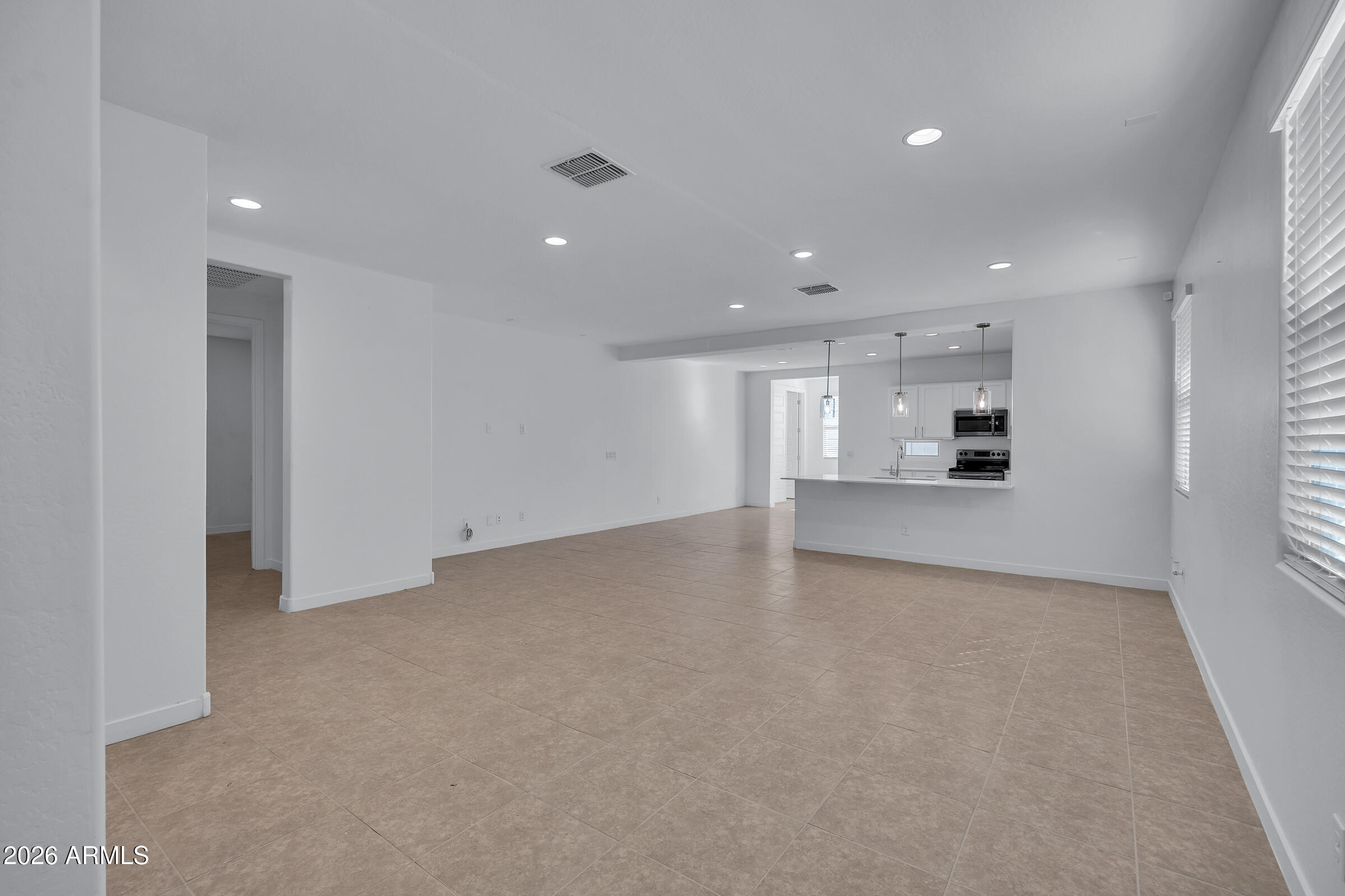 2701 South Reavis Falls Road Apache Junction, AZ 85119 - Photo 5 of 41