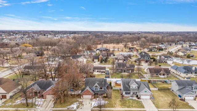 $419,900 | 5929 West 172nd Avenue, Lowell, IN 46356