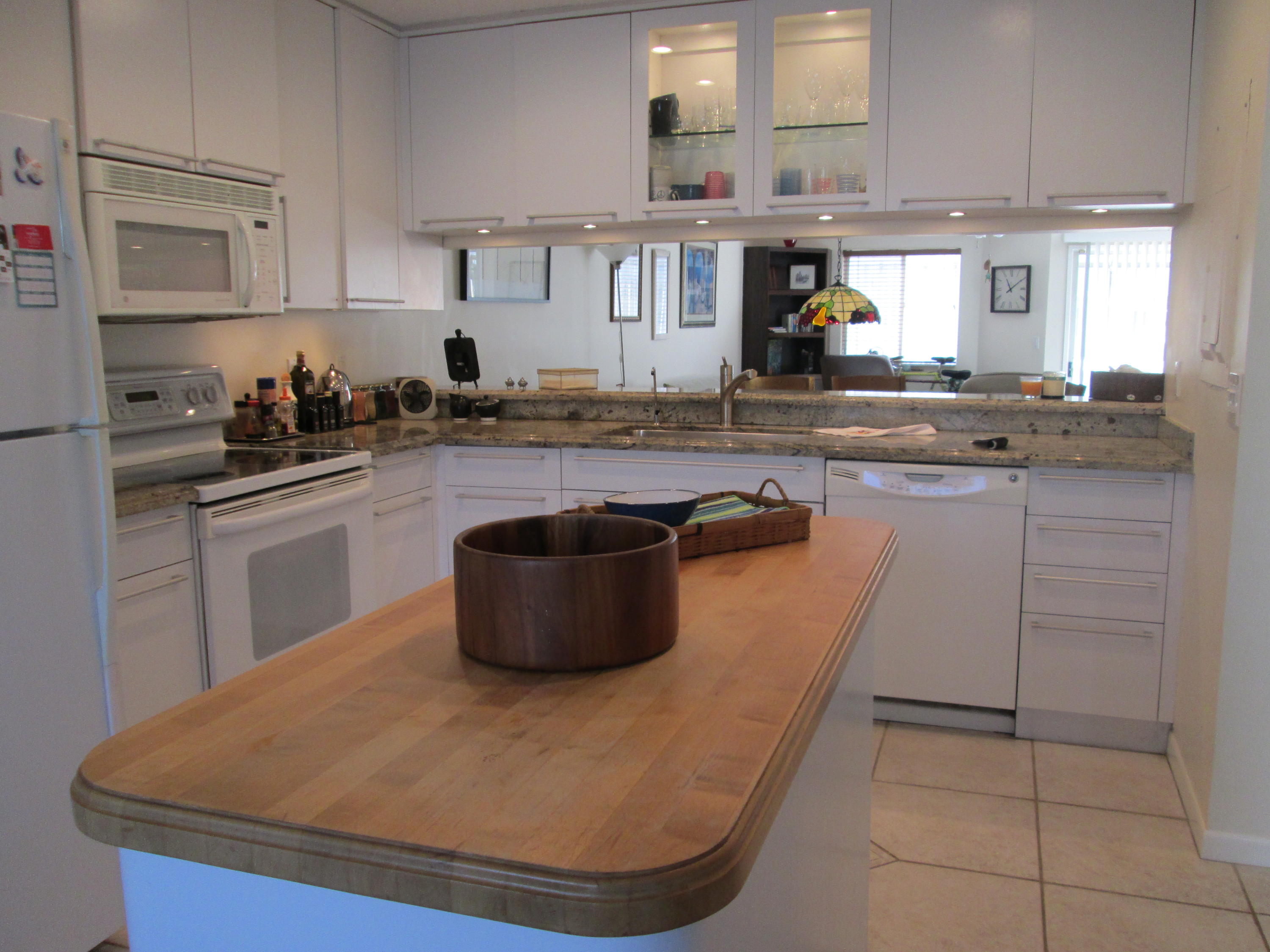6191 Riverwalk Lane, Unit 2 Jupiter, FL 33458 - Photo 7 of 21 IMG_1381