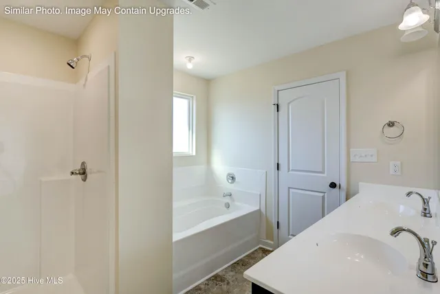 $430,900 | 1113 Lunenburg Place, Unit LOT 87, Richlands, NC 28574