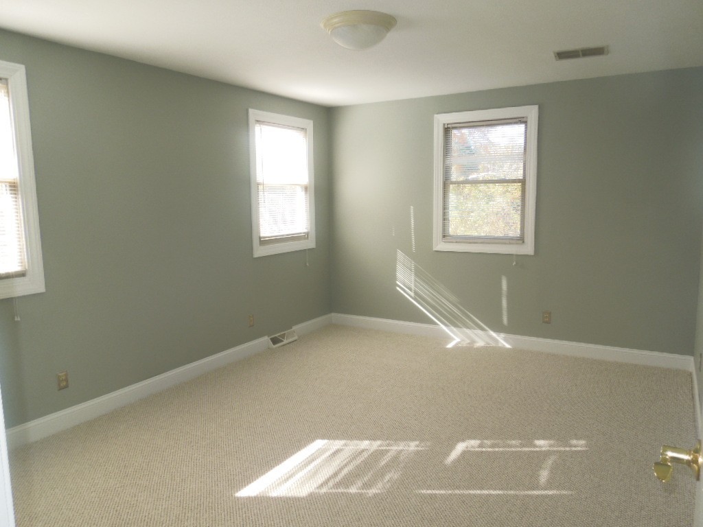 81 Bicknell Road Billerica, MA 01821 - Photo 14 of 26 Gallery Image 14