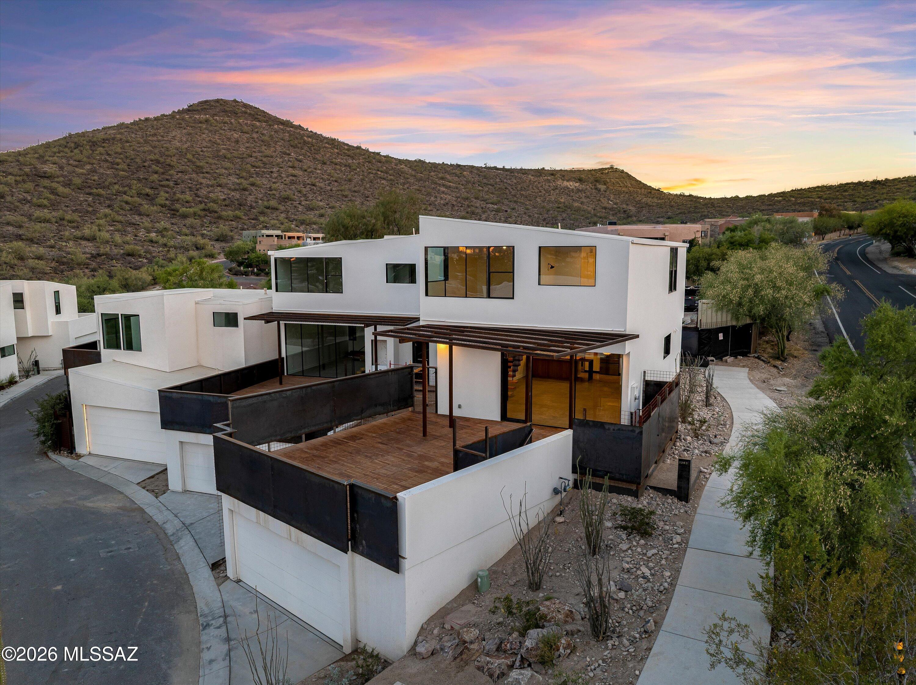1360 West Sentinel View Loop Tucson, AZ 85745 - Photo 1 of 16