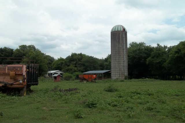 4344 Lunns Store Road Lewisburg, TN 37091 - Photo 9 of 12 Gallery Image 9