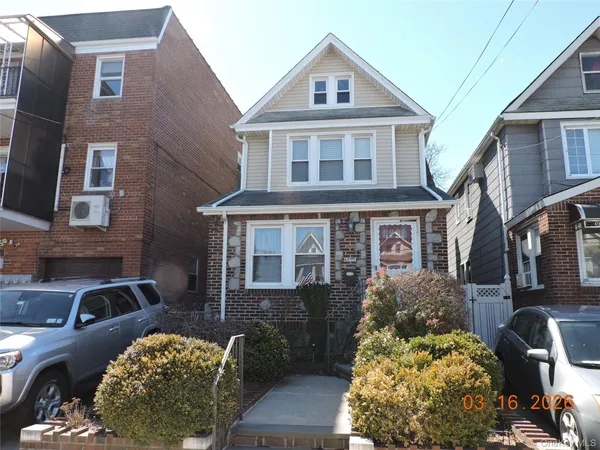 $1,100,000 | 61-40 Austin Street | Rego Park