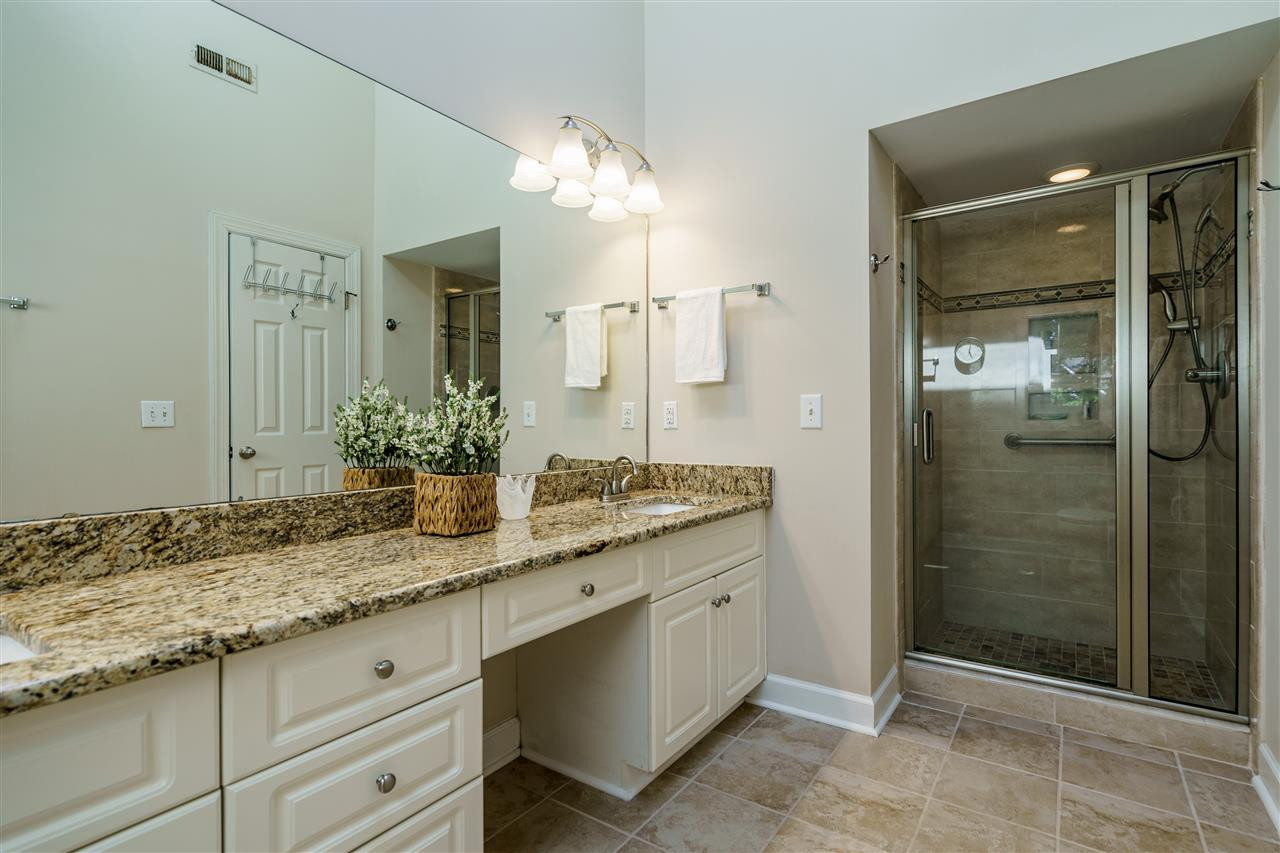 7101 Wilderness Road Raleigh, NC 27613 - Photo 15 of 24 Master Bath/Spa