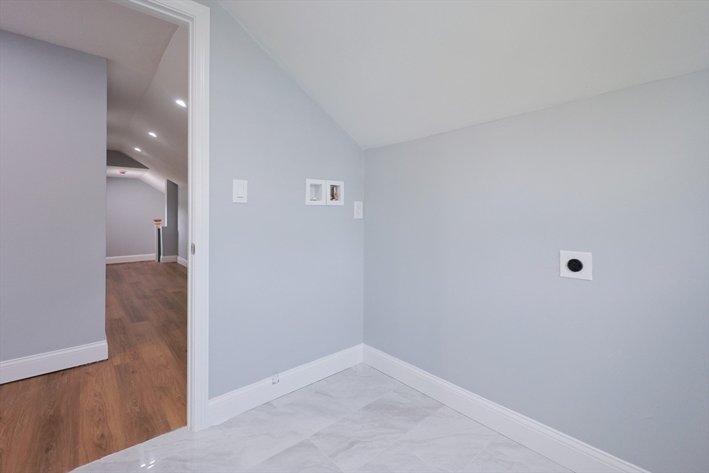 18 Beaumont Road Worcester, MA 01604 - Photo 29 of 40 Gallery Image 29