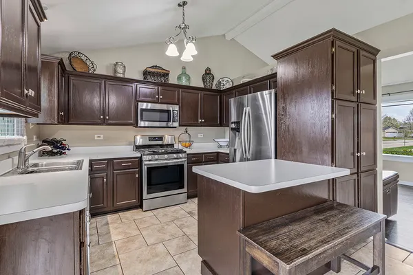 $420,000 | 6903 Lewis & Clark Drive, Plainfield, IL 60586