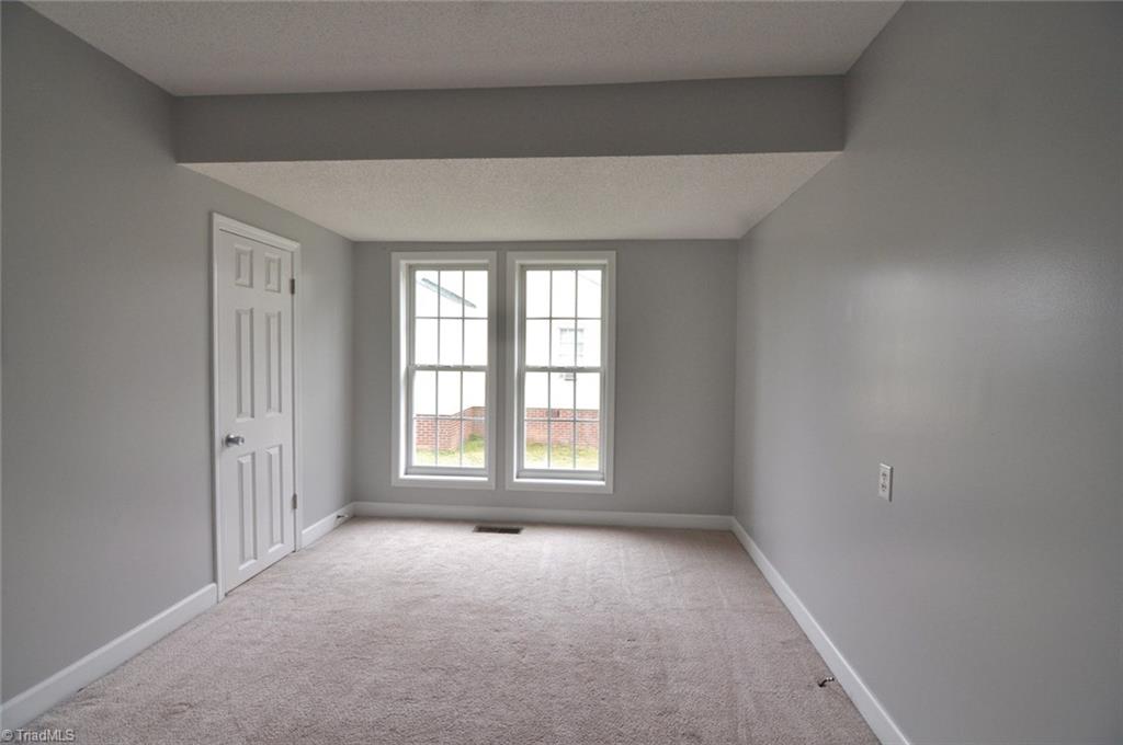 196 North Leonard Road Lexington, NC 27295 - Photo 9 of 15 Gallery Image 9