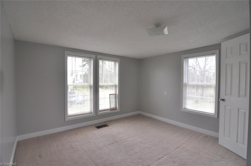 196 North Leonard Road Lexington, NC 27295 - Photo 10 of 15 Gallery Image 10