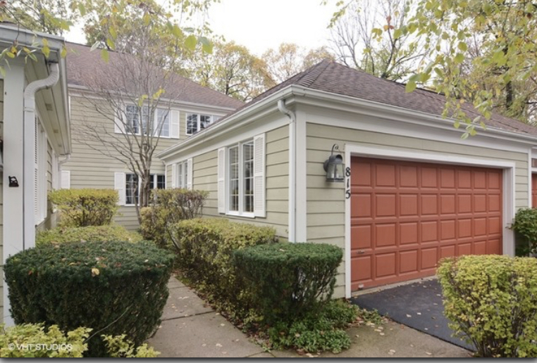 815 Suffield Square Lincolnshire, IL 60069 - Photo 1 of 27 front view of a house
