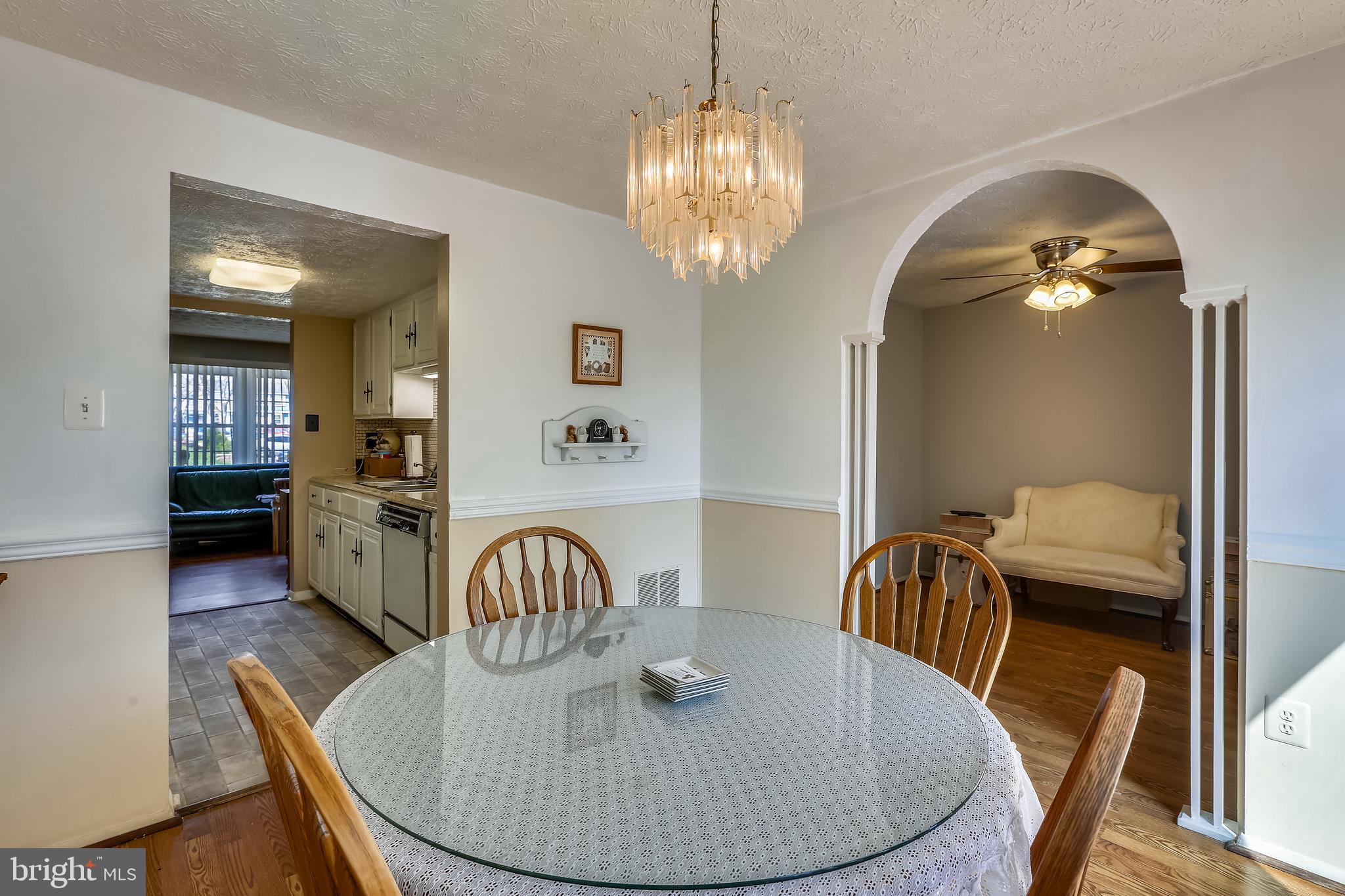 14505 Farmcrest Place Silver Spring, MD 20905 - Photo 15 of 20 Dining Room