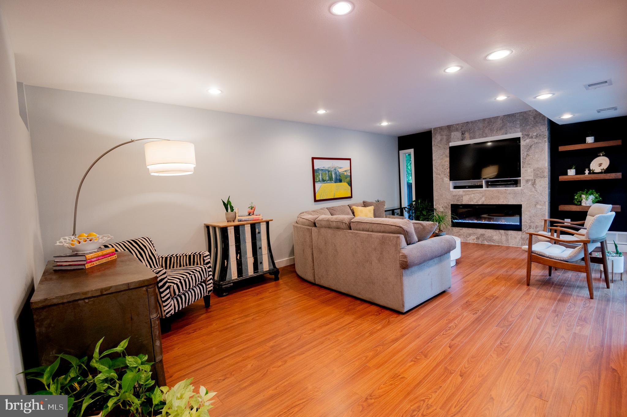11340 Links Drive Reston, VA 20190 - Photo 12 of 33 Gallery Image 12