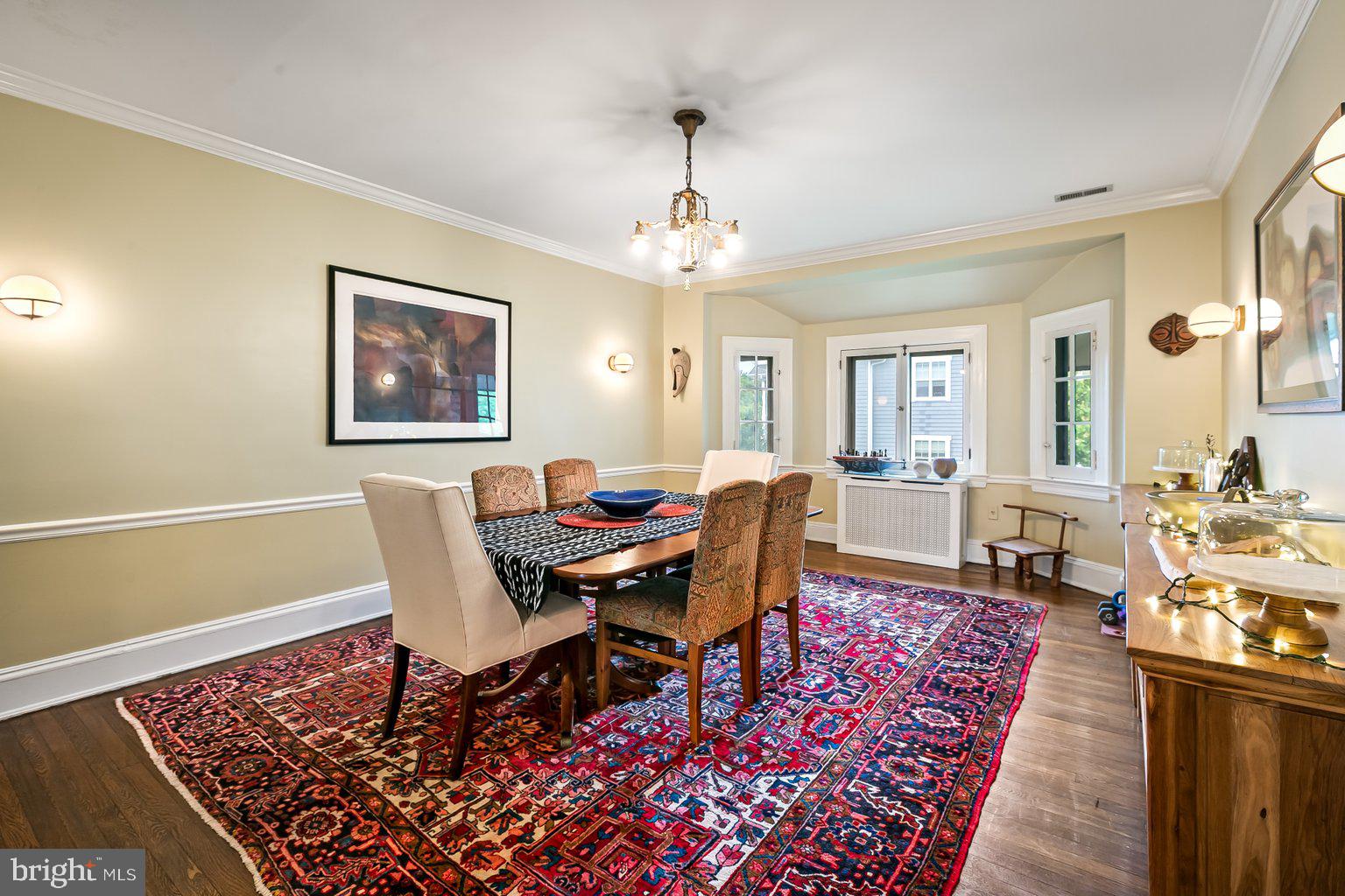 610 Somerset Road, Unit 302 Baltimore, MD 21210 - Photo 14 of 35 formal dining room
