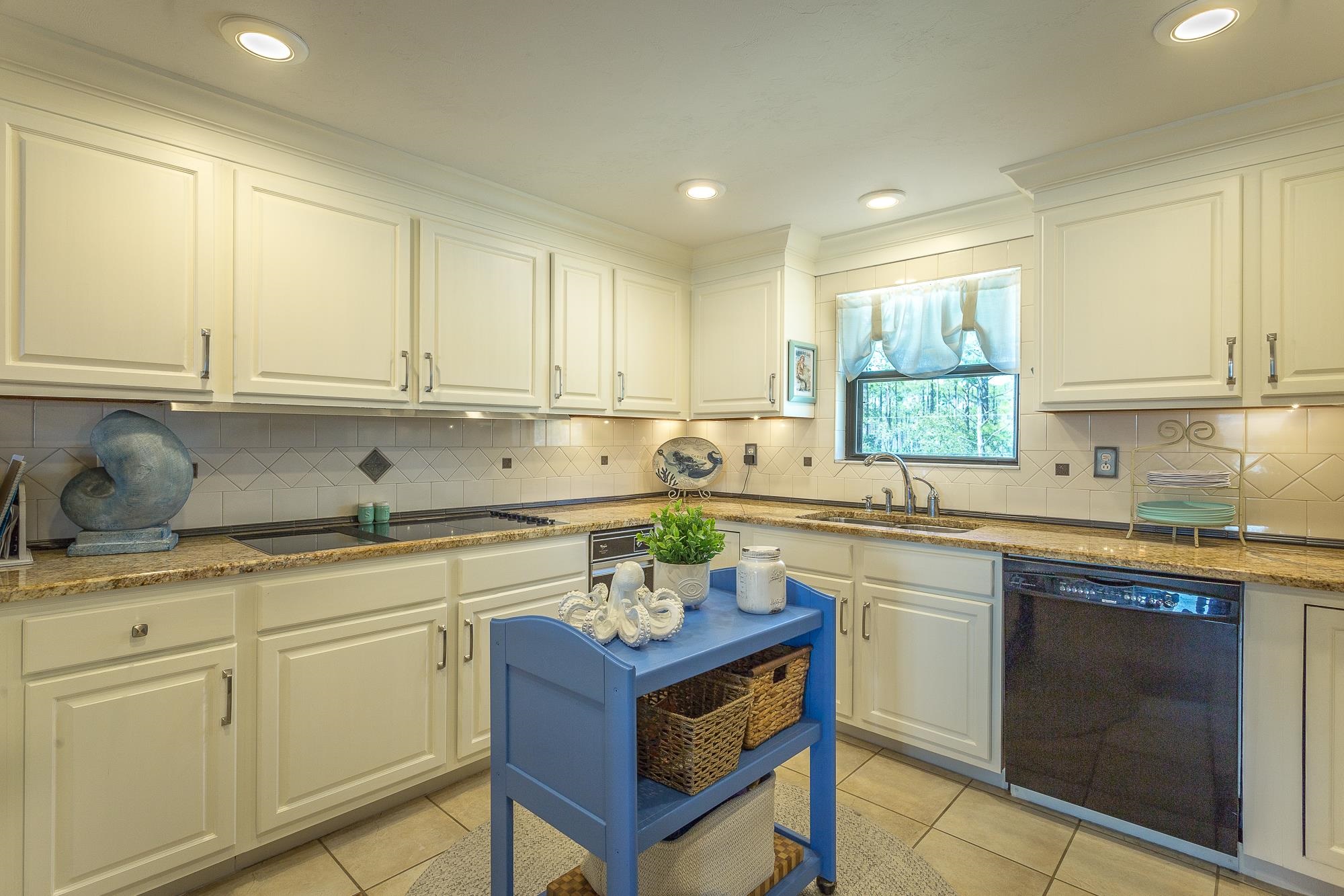 2289 Surf Road, Unit B5 Ochlockonee Bay, FL 32346 - Photo 8 of 28