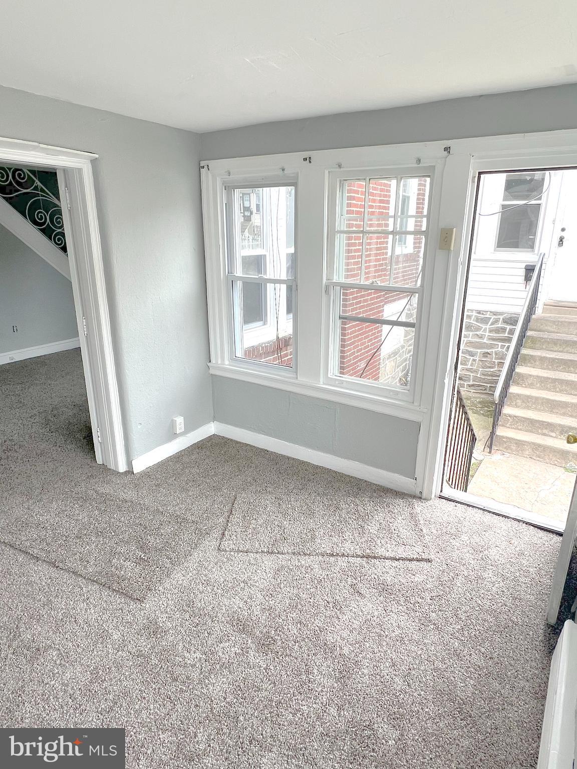 51 Sunshine Road Upper Darby, PA 19082 - Photo 4 of 27