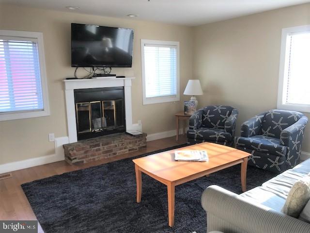 35 Summer Place, Unit 19 Bethany Beach, DE 19930 - Photo 11 of 14 living room