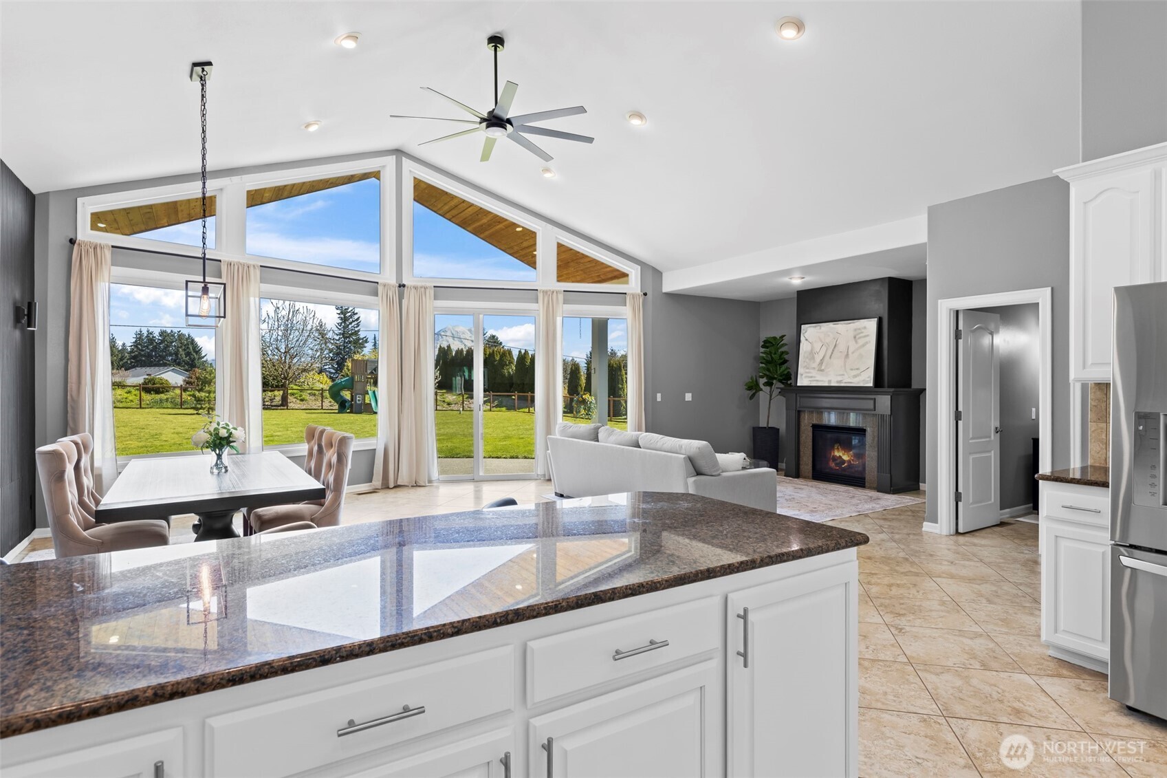 10111 252nd Street East Graham, WA 98338 - Photo 6 of 38