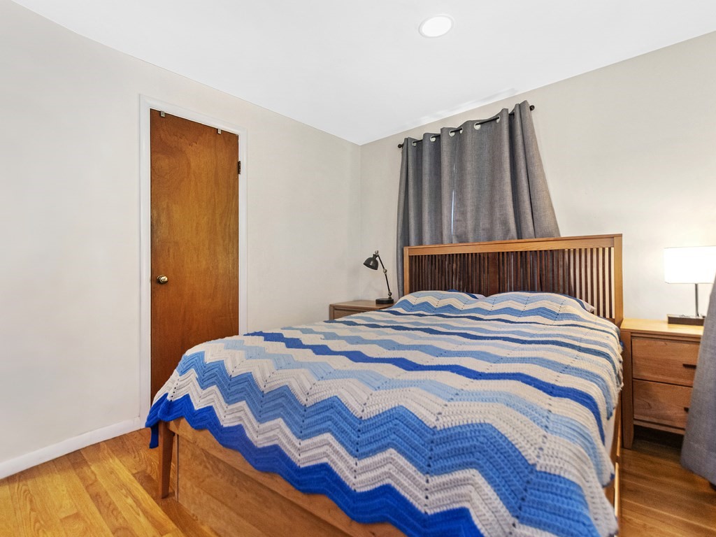 16 Ravenswood Road Waltham, MA 02451 - Photo 15 of 32 Gallery Image 15
