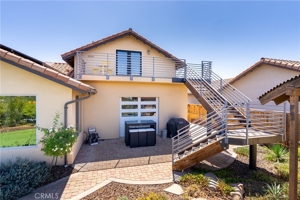 596 Red Cloud Road Paso Robles, CA 93446 - Photo 32 of 48 Rear View Stairs