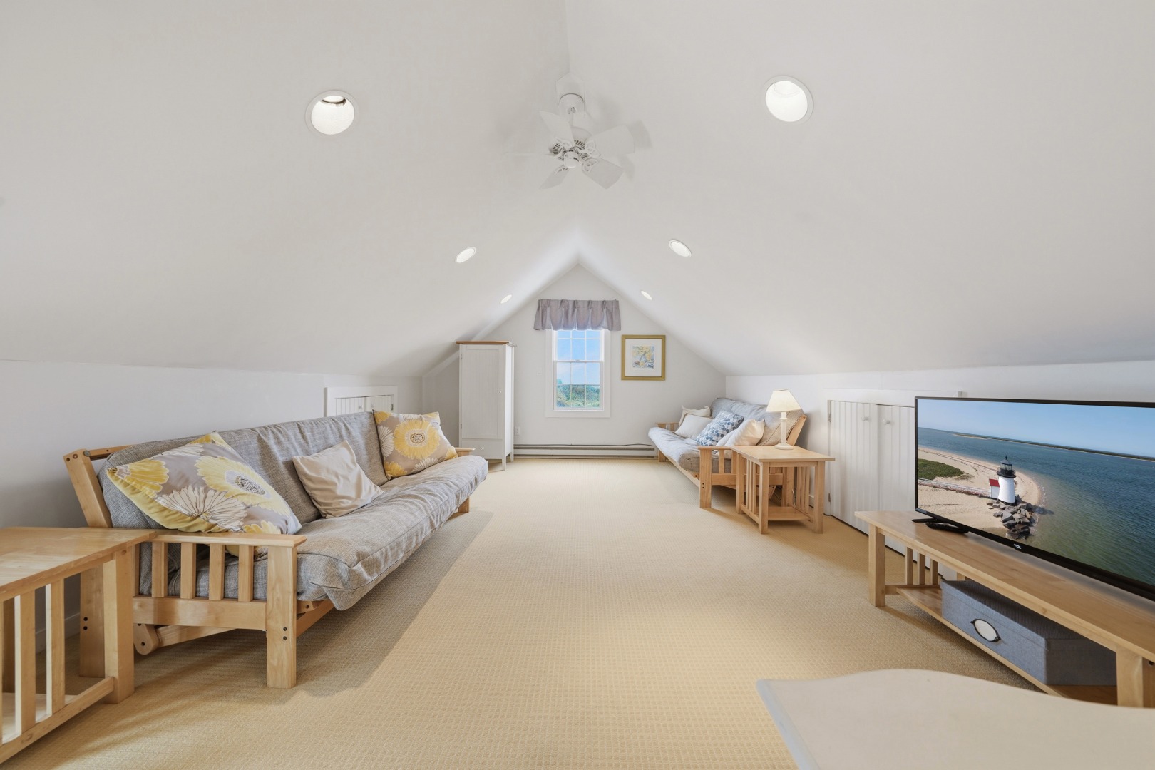 4 Flintlock Road Nantucket, MA 02554 - Photo 38 of 62 third floor loft