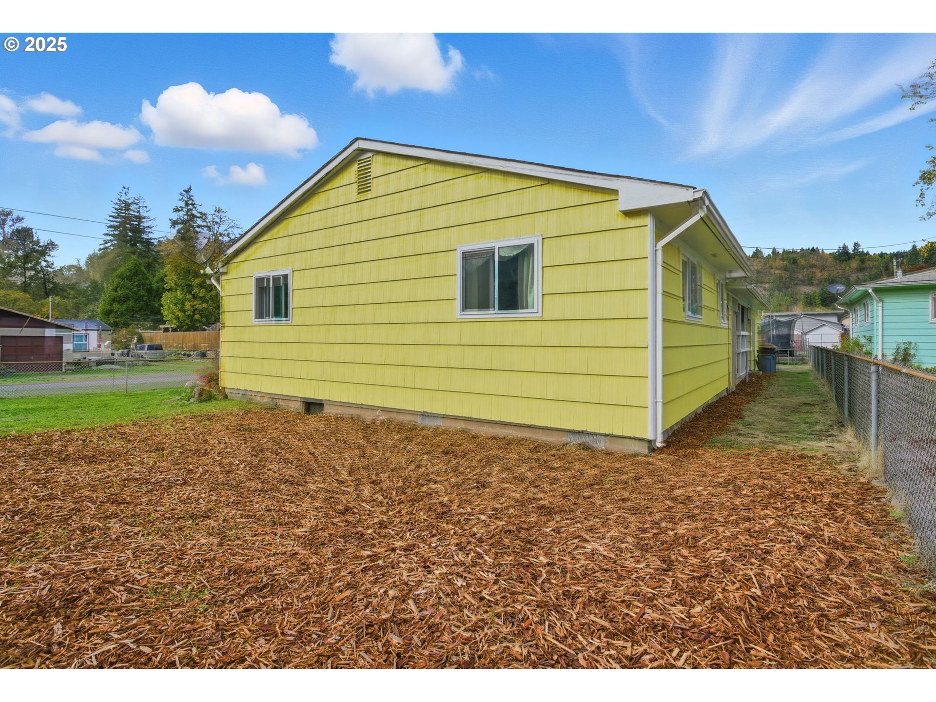 76395 River Road Oakridge, OR 97463 - Photo 32 of 38