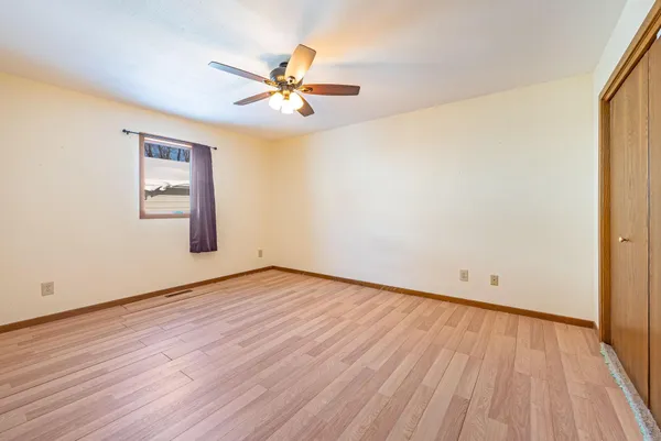 $215,000 | 225 South 7th Avenue East, Unit E, Truman, MN 56088