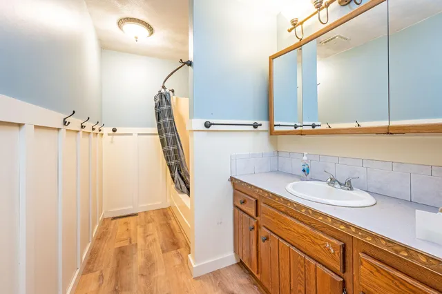 $225,000 | 225 South 7th Avenue East, Unit E, Truman, MN 56088