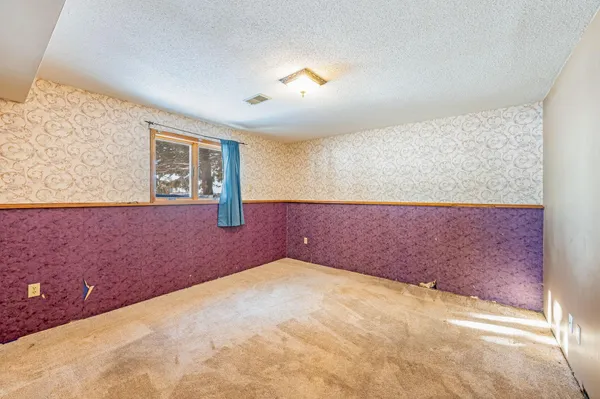 $215,000 | 225 South 7th Avenue East, Unit E, Truman, MN 56088