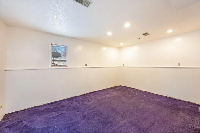 $225,000 | 225 South 7th Avenue East, Unit E, Truman, MN 56088