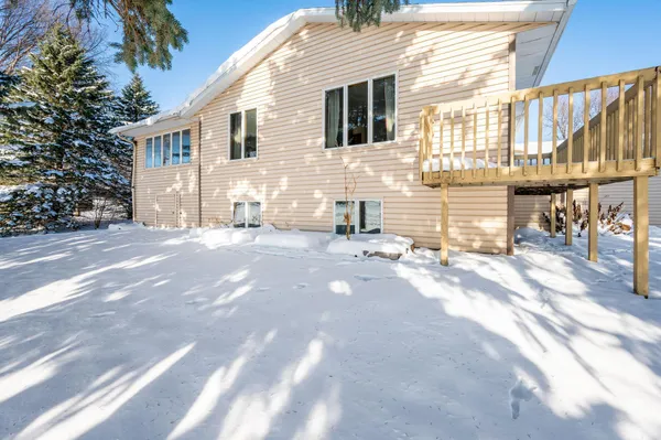 $215,000 | 225 South 7th Avenue East, Unit E, Truman, MN 56088