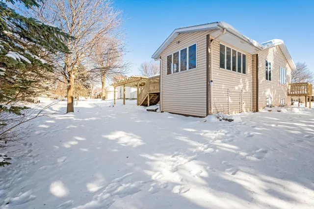 $225,000 | 225 South 7th Avenue East, Unit E, Truman, MN 56088