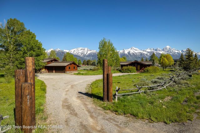 $3,500,000 | 8225 North Spring Gulch Road, Jackson, WY 83001