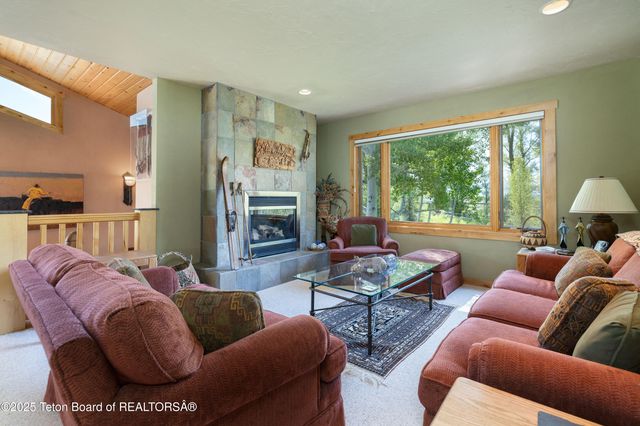 $3,500,000 | 8225 North Spring Gulch Road, Jackson, WY 83001