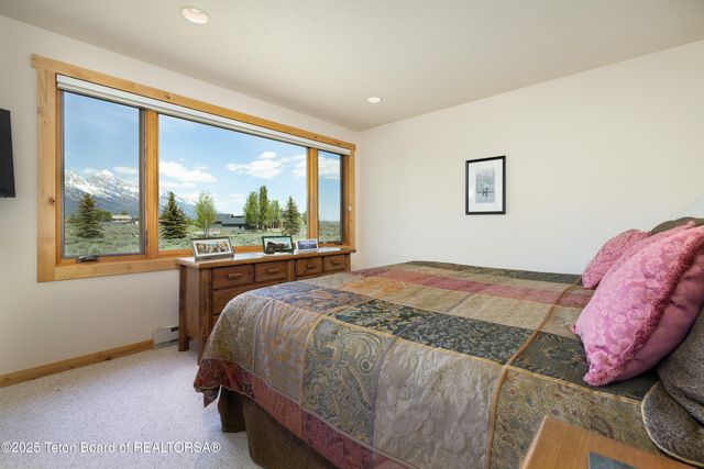 $3,500,000 | 8225 North Spring Gulch Road, Jackson, WY 83001