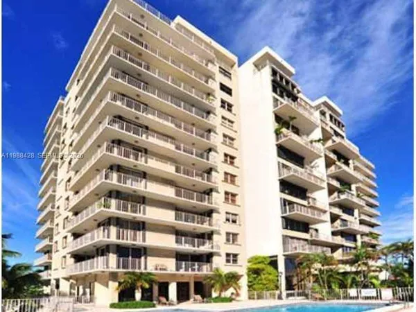 $6,500 | 801 North Venetian Drive, Unit 1103, Miami Beach, FL 33139