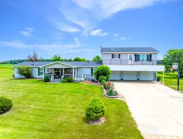 $329,000 | 8941 South Mission Road, Mount Pleasant, MI 48858