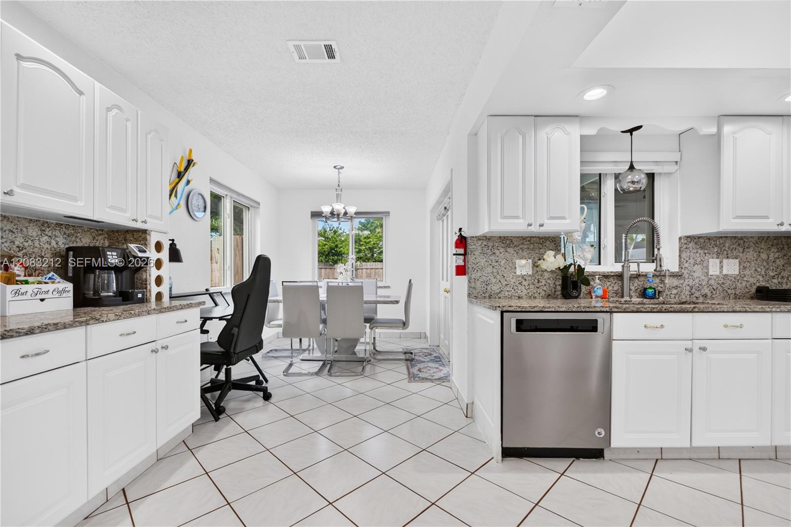 22682 Southwest 65th Avenue Boca Raton, FL 33428 - Photo 32 of 53 Gallery Image 32