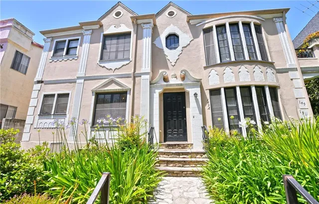 $3,500 | 149 South Crescent Drive, Unit 149A, Beverly Hills, CA 90212