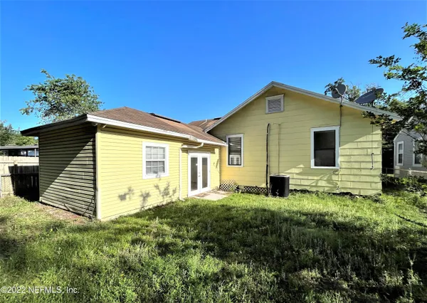 $1,995 | 5324 Fremont Street, Jacksonville, FL 32210