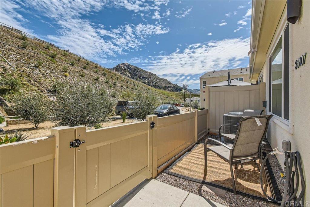 35107 Rangpur Lane Fallbrook, CA 92028 - Photo 7 of 28