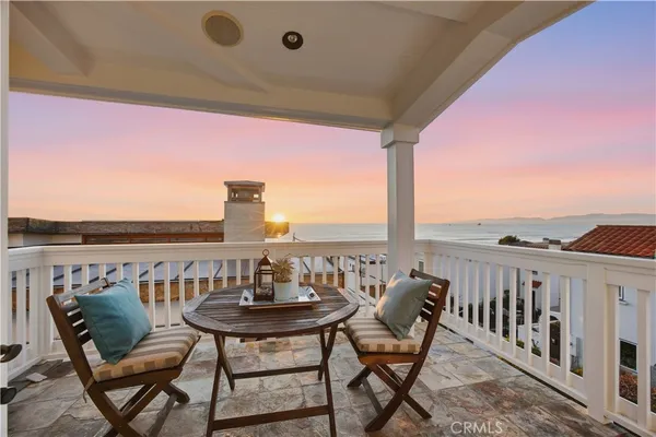 $4,088,000 | 124 33rd Street, Manhattan Beach, CA 90266