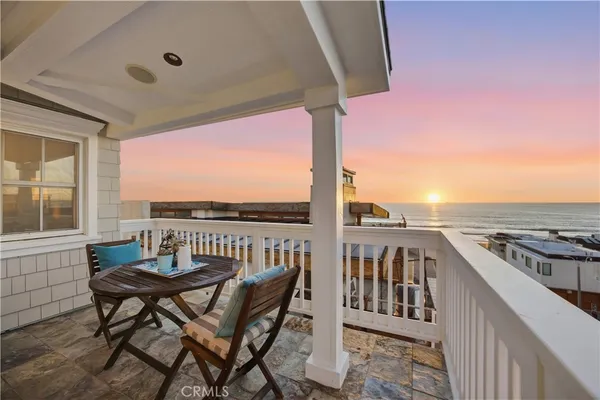 $4,088,000 | 124 33rd Street, Manhattan Beach, CA 90266