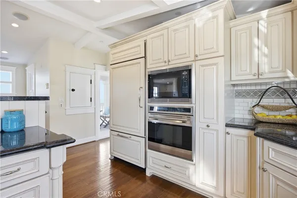 $4,088,000 | 124 33rd Street, Manhattan Beach, CA 90266