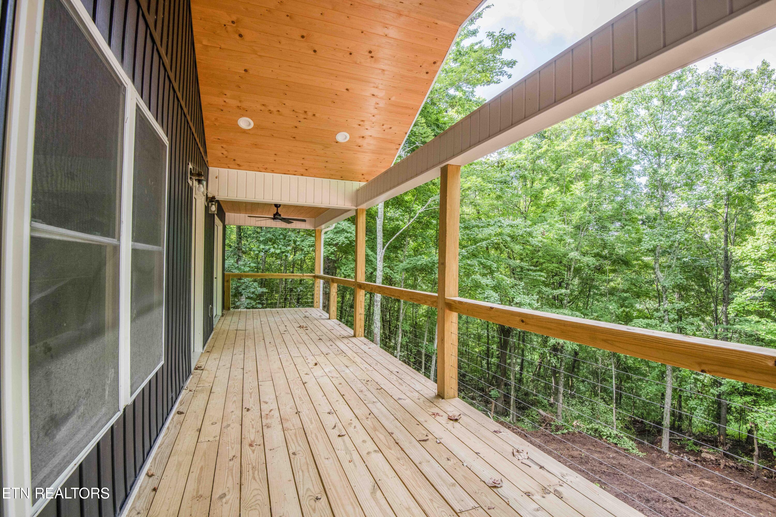 185 Oak Tree Road Spring City, TN 37381 - Photo 7 of 18 deck 3_1