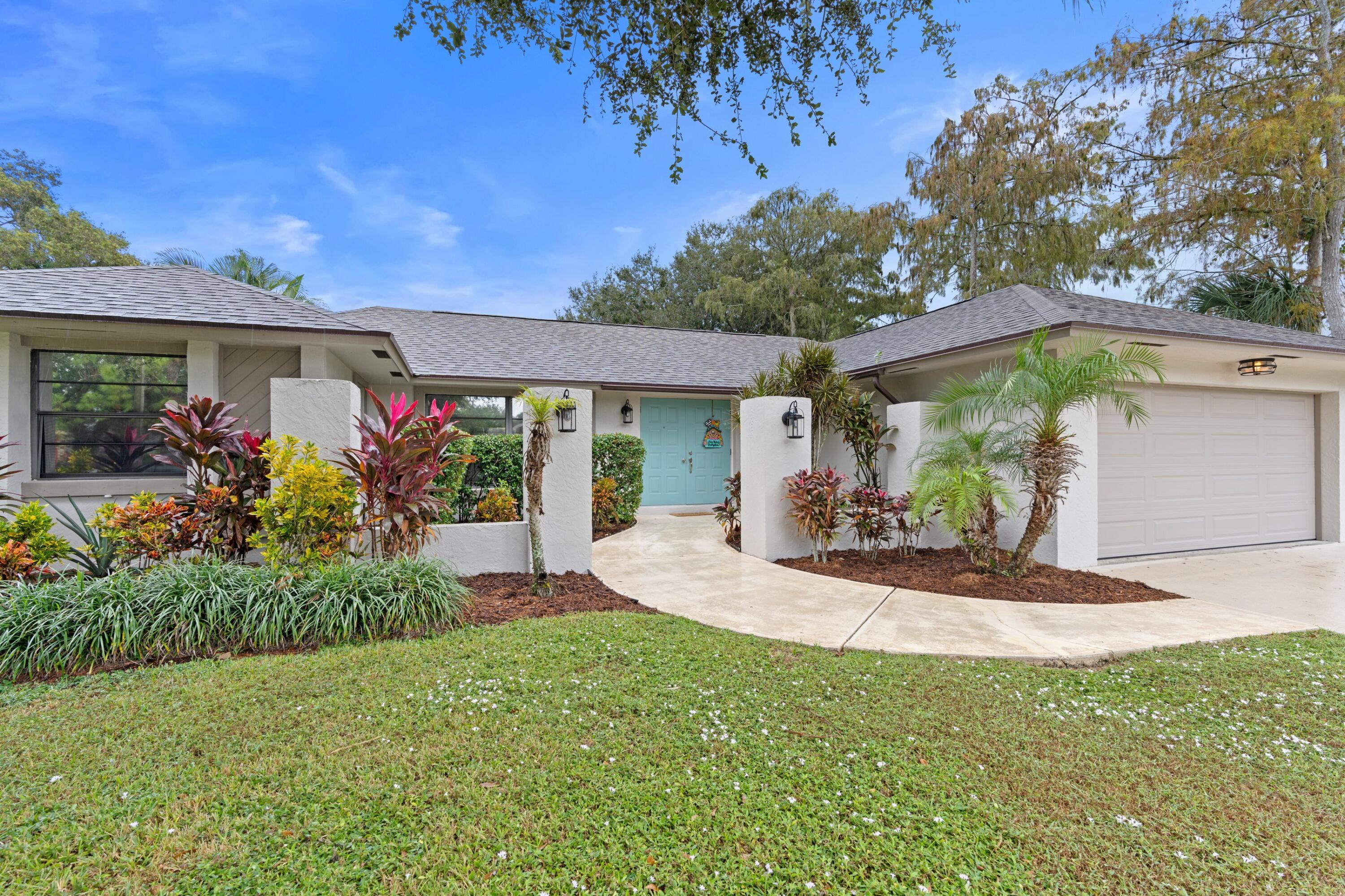 1674 Rye Terrace Wellington, FL 33414 - Photo 2 of 27 DSC00067.jpg-SMALL