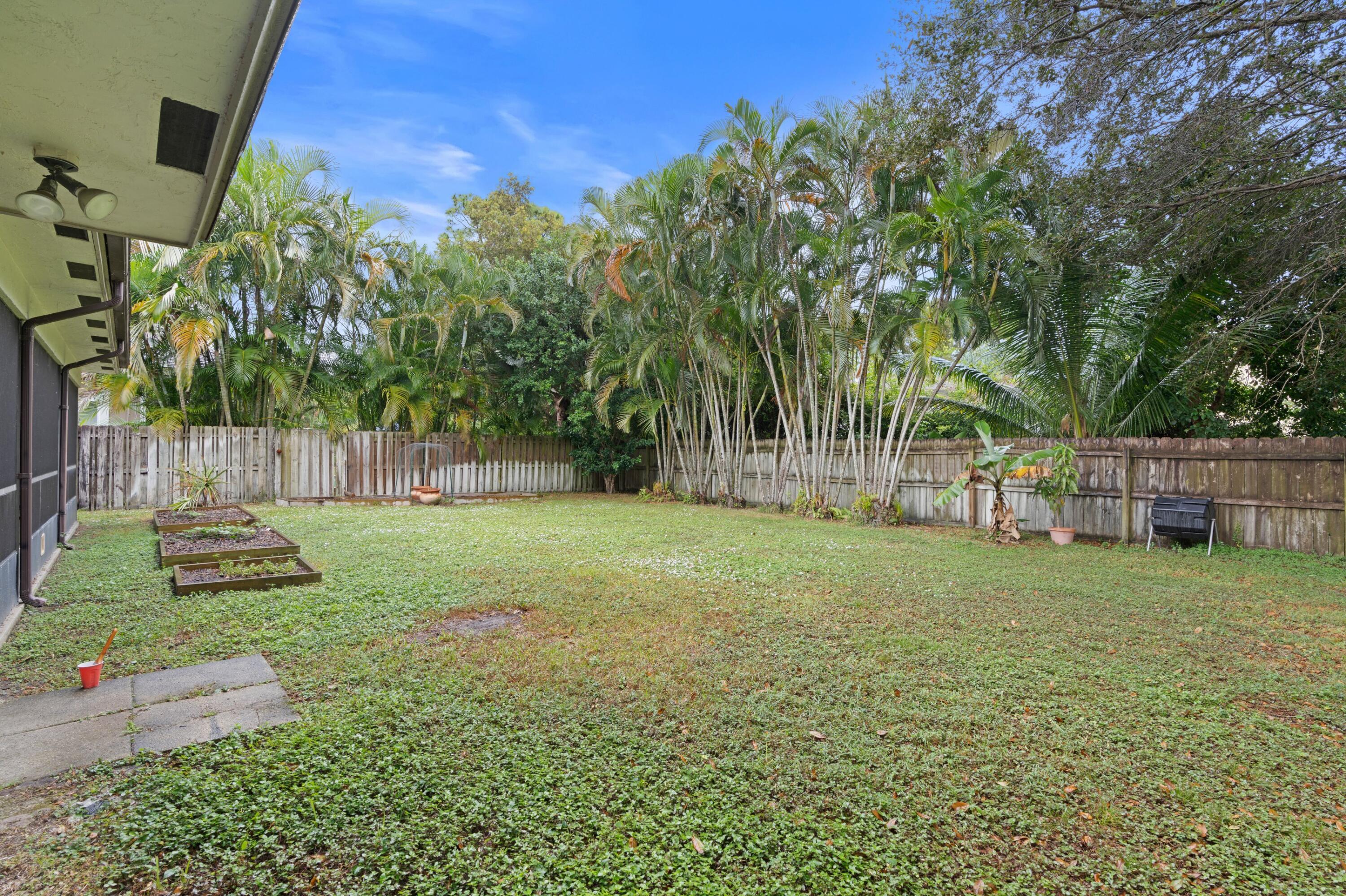 1674 Rye Terrace Wellington, FL 33414 - Photo 21 of 27 DSC00059.jpg-SMALL